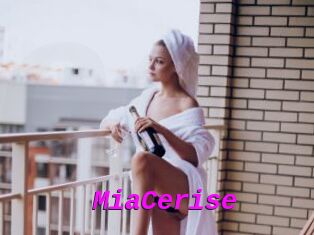 MiaCerise