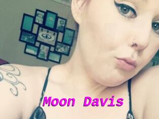 Moon_Davis