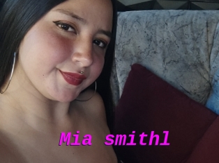 Mia_smithl