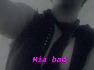 Mia_bad