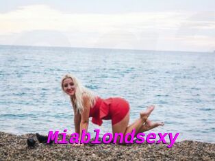 Miablondsexy