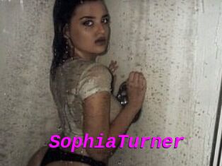 Sophia_Turner