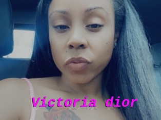 Victoria_dior